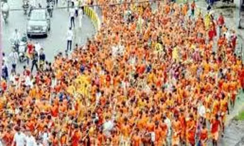 Jharkhand:  कांवरिया पथ पर शिवभक्तों का रेला,सुरक्षा के पुख्ता इंतजाम