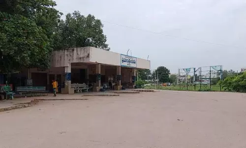 आदिवासी अधिकारों की रक्षा की मांग, GO 49 के खिलाफ आदिलाबाद में बंद