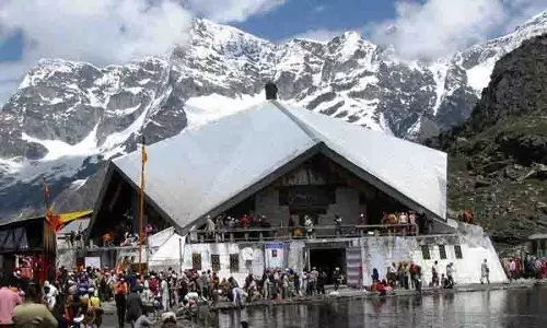 Uttarakhand में हेमकुंड साहिब के पास खाई में फिसलकर पंजाब के युवक की मौत