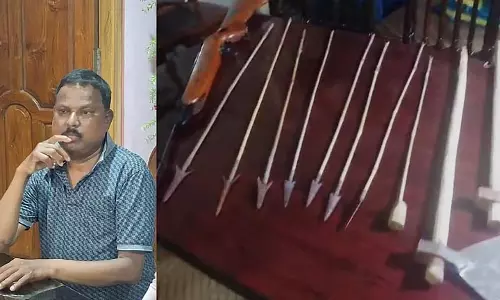 ओडिशा के DFO सतर्कता विभाग के घेरे में, 115 प्लॉट और छोटे शस्त्रागार बरामद ओडिशा के DFO सतर्कता विभाग के घेरे में, 115 प्लॉट और छोटे शस्त्रागार बरामद