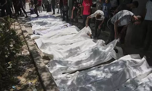 गाज़ा में इजरायली गोलीबारी से 93 सहायता चाहने वालों की मौत: नागरिक सुरक्षा गाज़ा में इजरायली गोलीबारी से 93 सहायता चाहने वालों की मौत: नागरिक सुरक्षा