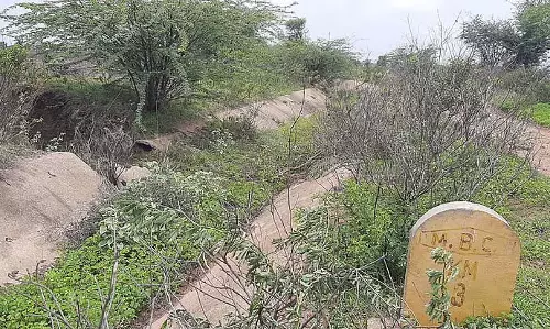 सिंगतालूर लिफ्ट सिंचाई परियोजना: एक दशक बाद भी पीड़ितों को भूमि मुआवजा नहीं
