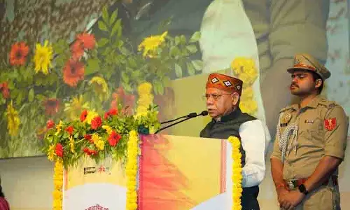 राज्यपाल ने Varanasi में युवा आध्यात्मिक शिखर सम्मेलन को संबोधित किया