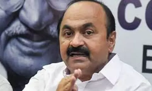 Kerala के राज्यपाल-सरकार विवाद महज एक ‘समायोजन विपक्ष के नेता सतीशन Kerala के राज्यपाल-सरकार विवाद महज एक ‘समायोजन विपक्ष के नेता सतीशन