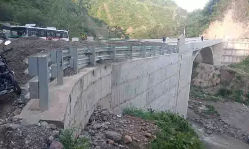 आखिरकार Subathu-Kunihar सड़क पर गंबर नदी पुल बनकर तैयार आखिरकार Subathu-Kunihar सड़क पर गंबर नदी पुल बनकर तैयार