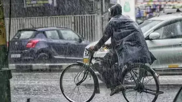 Kerala: बारिश तेज; तीन जिले हाई अलर्ट पर, चेतावनी जारी