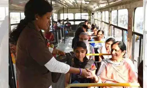 RTC बसों में अधिकतर महिलाओं को असुविधा होती, सुरक्षा उपकरणों की जानकारी नहीं RTC बसों में अधिकतर महिलाओं को असुविधा होती, सुरक्षा उपकरणों की जानकारी नहीं