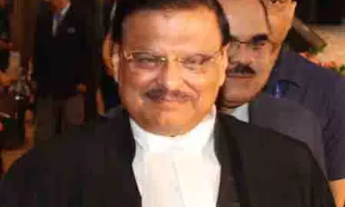 न्यायमूर्ति आशुतोष कुमार ने गुवाहाटी HC के मुख्य न्यायाधीश के रूप में शपथ ली न्यायमूर्ति आशुतोष कुमार ने गुवाहाटी HC के मुख्य न्यायाधीश के रूप में शपथ ली
