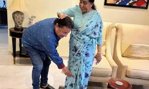 आशा भोसले ने अनूप जलोटा को खिलाए घर के बने कबाब