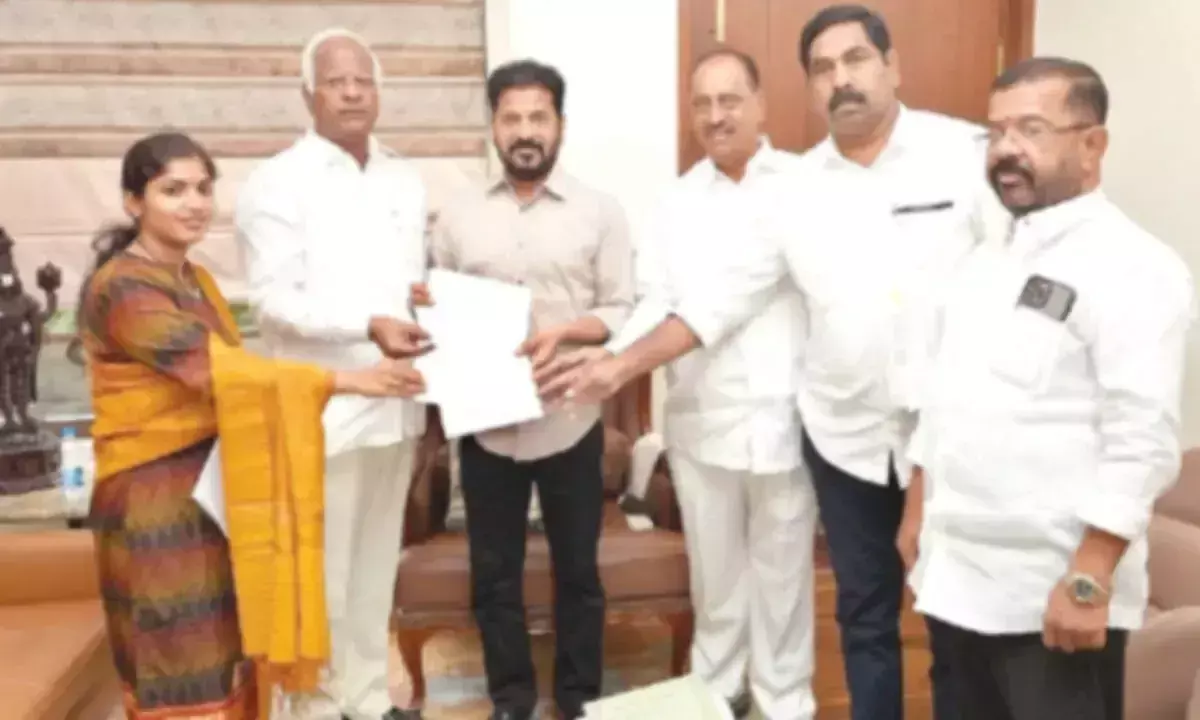 Telangana: WGL विधायकों ने सीएम से मुलाकात की