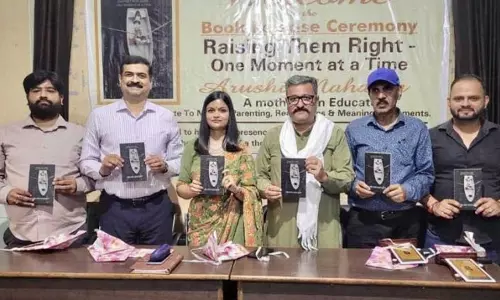 Zorawar ने बाल देखभाल पुस्तक ‘रेज़िंग देम राइट’ का विमोचन किया