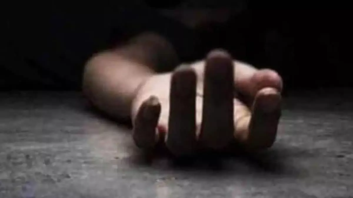 जिम ट्रेनर ने किया सुसाइड, किराए के मकान में लटकते मिला शव जिम ट्रेनर ने किया सुसाइड, किराए के मकान में लटकते मिला शव