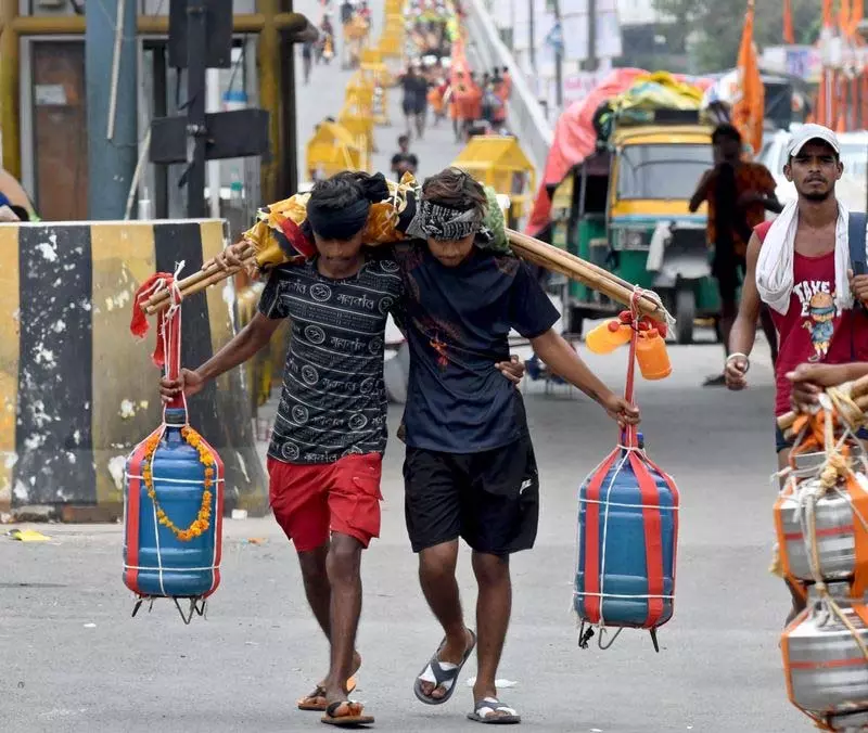 कांवड़ यात्रा के लिए प्रमुख सड़कें 23 जुलाई तक बंद कांवड़ यात्रा के लिए प्रमुख सड़कें 23 जुलाई तक बंद