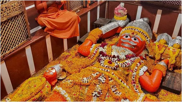 धर्म: सावन के दूसरे मंगलवार को करें ये उपाय, बजरंगबली देंगे तरक्की और धन में वृद्धि धर्म: सावन के दूसरे मंगलवार को करें ये उपाय, बजरंगबली देंगे तरक्की और धन में वृद्धि