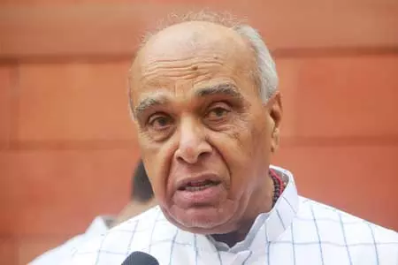 ऑपरेशन सिंदूर पर चर्चा के लिए तैयार है सरकार, तो विपक्ष क्यों कर रहा हंगामा : जगदंबिका पाल ऑपरेशन सिंदूर पर चर्चा के लिए तैयार है सरकार, तो विपक्ष क्यों कर रहा हंगामा : जगदंबिका पाल