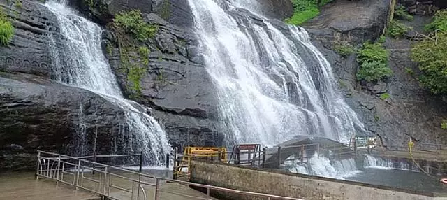 Flood : कोर्टालम फाइव फॉल्स में स्नान निषिद्ध Flood : कोर्टालम फाइव फॉल्स में स्नान निषिद्ध