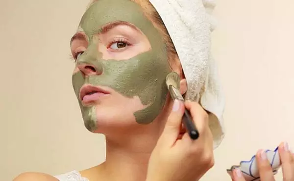 Hair Care: लौकी के छिलके से बने फेस मास्क से पाएं चमकदार त्वचा और दाग -धब्बों से राहत Hair Care: लौकी के छिलके से बने फेस मास्क से पाएं चमकदार त्वचा और दाग -धब्बों से राहत