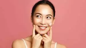 Skin Care Secrets: चावल से घर पर बनाएं बेहतरीन स्क्रब, तुरंत पाएं प्राकृतिक निखार और मुलायम त्वचा Skin Care Secrets: चावल से घर पर बनाएं बेहतरीन स्क्रब, तुरंत पाएं प्राकृतिक निखार और मुलायम त्वचा