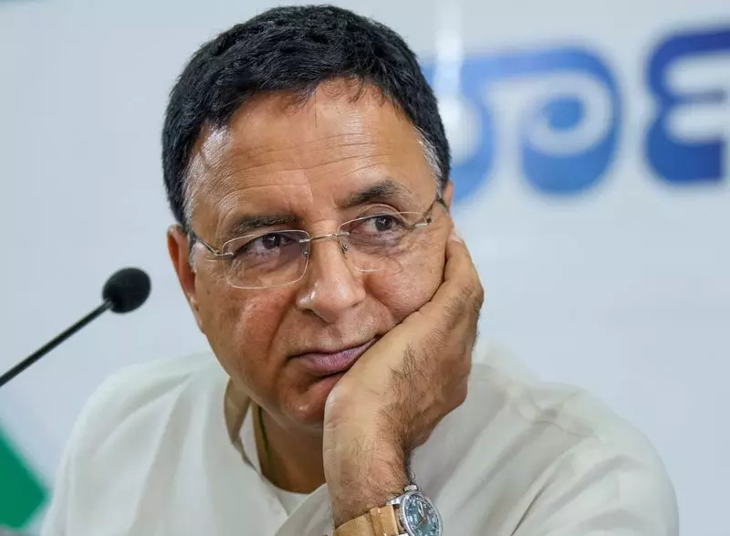Haryana : गृह मंत्रालय ने रणदीप सुरजेवाला की वाई सुरक्षा वापस लेने का प्रस्ताव रखा Haryana : गृह मंत्रालय ने रणदीप सुरजेवाला की वाई सुरक्षा वापस लेने का प्रस्ताव रखा