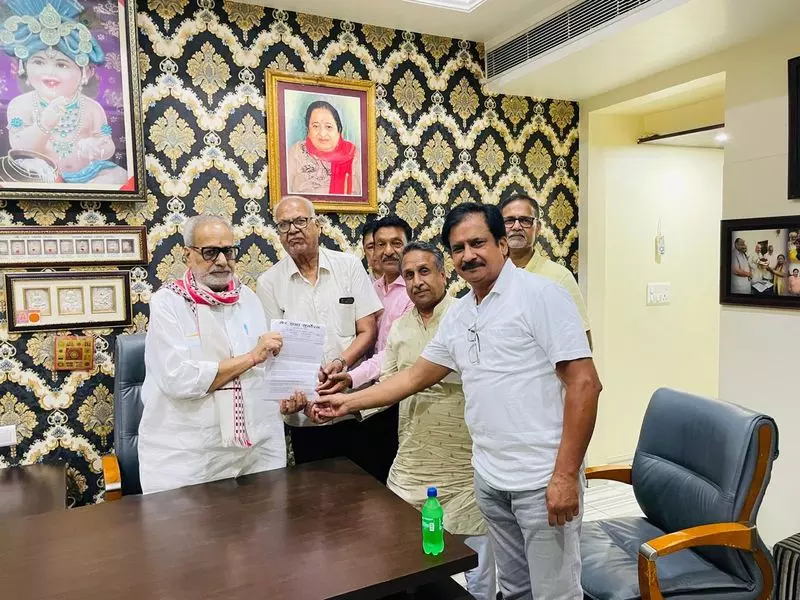 सिरसा निवासियों ने रेल मंत्रालय से स्थानीय स्टेशन पर सुविधाएं बेहतर करने का आग्रह किया सिरसा निवासियों ने रेल मंत्रालय से स्थानीय स्टेशन पर सुविधाएं बेहतर करने का आग्रह किया