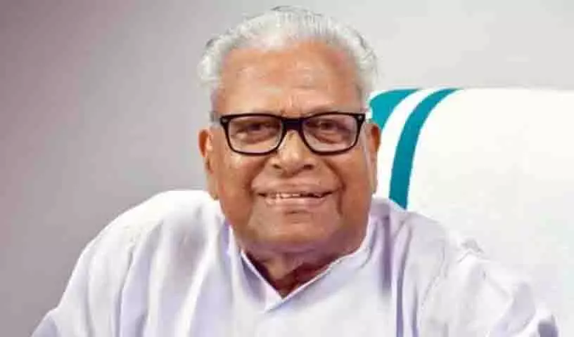 KTR, हरीश राव ने केरल के पूर्व CM वीएस अच्युतानंदन के निधन पर शोक व्यक्त किया KTR, हरीश राव ने केरल के पूर्व CM वीएस अच्युतानंदन के निधन पर शोक व्यक्त किया