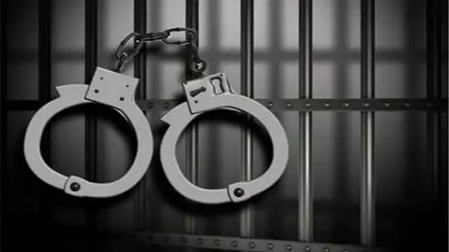 बंतवाल अब्दुल रहमान हत्याकांड: एक और व्यक्ति गिरफ्तार, गिरफ्तारियों की कुल संख्या 11 हुई बंतवाल अब्दुल रहमान हत्याकांड: एक और व्यक्ति गिरफ्तार, गिरफ्तारियों की कुल संख्या 11 हुई