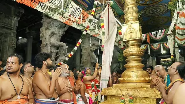 श्रीविल्लीपुथुर अंडाल मंदिर कार्टोम 28 जुलाई स्थानीय अवकाश श्रीविल्लीपुथुर अंडाल मंदिर कार्टोम 28 जुलाई स्थानीय अवकाश