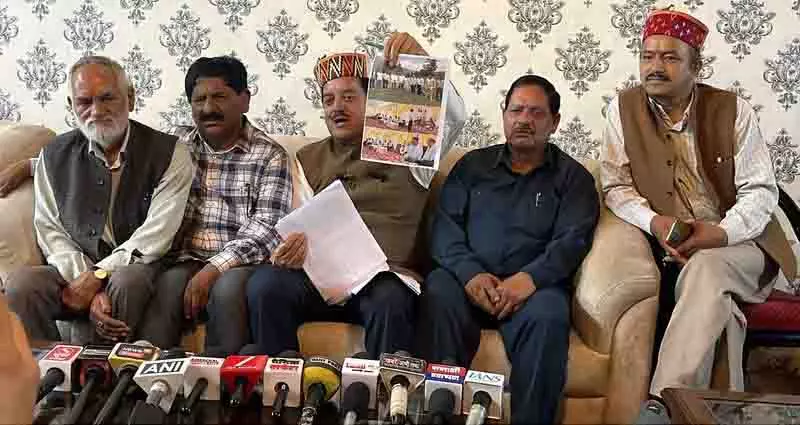 Kullu MLA ने किया बिजली महादेव रोपवे का बचाव Kullu MLA ने किया बिजली महादेव रोपवे का बचाव