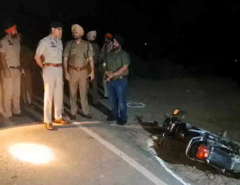 Amritsar: सीमा पार से हथियार तस्करी के दो मॉड्यूल का भंडाफोड़ Amritsar: सीमा पार से हथियार तस्करी के दो मॉड्यूल का भंडाफोड़