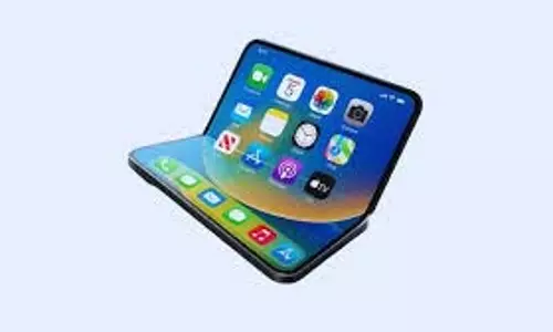 Apple iPhone Fold: फोल्डेबल स्मार्टफोन्स की दुनिया में Apple की धमाकेदार एंट्री जल्द, जानें डिटेल्स Apple iPhone Fold: फोल्डेबल स्मार्टफोन्स की दुनिया में Apple की धमाकेदार एंट्री जल्द, जानें डिटेल्स
