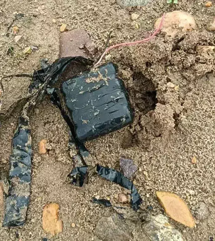 Arunachal: नामसाई में IED बरामद, निष्क्रिय किया गया Arunachal: नामसाई में IED बरामद, निष्क्रिय किया गया
