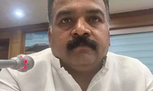 कांग्रेस सांसद ने बिहार एसआईआर मुद्दे पर चर्चा के लिए लोकसभा में स्थगन प्रस्ताव दिया कांग्रेस सांसद ने बिहार एसआईआर मुद्दे पर चर्चा के लिए लोकसभा में स्थगन प्रस्ताव दिया