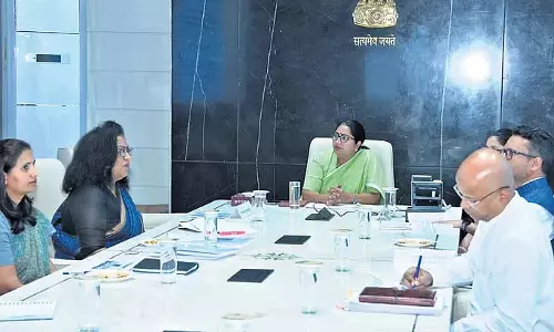 सीएम रेखा गुप्ता करेंगी योजनाओं की समीक्षा, पात्रों को ही मिलेगा लाभ