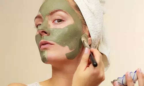 Hair Care: लौकी के छिलके से बने फेस मास्क से पाएं चमकदार त्वचा और दाग -धब्बों से राहत