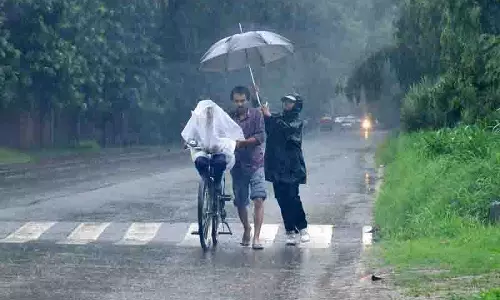 Chandigarh, पंजाब, हरियाणा में गुरुवार तक बारिश का येलो अलर्ट Chandigarh, पंजाब, हरियाणा में गुरुवार तक बारिश का येलो अलर्ट