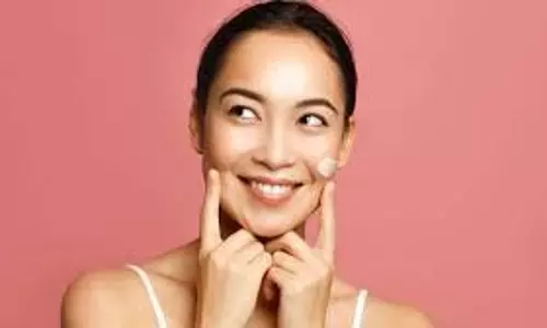 Skin Care Secrets: चावल से घर पर बनाएं बेहतरीन स्क्रब, तुरंत पाएं प्राकृतिक निखार और मुलायम त्वचा Skin Care Secrets: चावल से घर पर बनाएं बेहतरीन स्क्रब, तुरंत पाएं प्राकृतिक निखार और मुलायम त्वचा