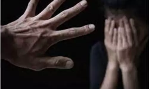 Ballia: शादी का झांसा देकर शोषण करने वाला युवक गिरफ्तार Ballia: शादी का झांसा देकर शोषण करने वाला युवक गिरफ्तार