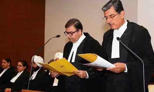 न्यायमूर्ति अश्विनी Kumar Mishra ने पंजाब एवं हरियाणा उच्च न्यायालय के न्यायाधीश के रूप में शपथ ली न्यायमूर्ति अश्विनी Kumar Mishra ने पंजाब एवं हरियाणा उच्च न्यायालय के न्यायाधीश के रूप में शपथ ली