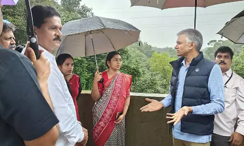 भूस्खलन और समुद्री कटाव की रोकथाम के लिए 800 करोड़ का अनुदान: मंत्री कृष्णा भूस्खलन और समुद्री कटाव की रोकथाम के लिए 800 करोड़ का अनुदान: मंत्री कृष्णा