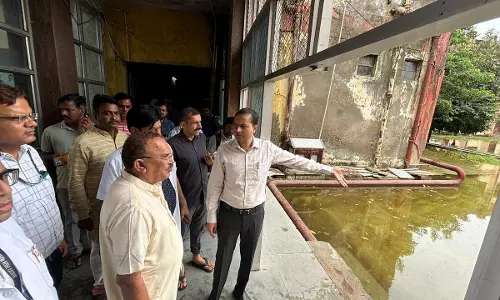 Jaipur: विधानसभा अध्यक्ष ने अजमेर में जलभराव क्षेत्रों का किया दौरा Jaipur: विधानसभा अध्यक्ष ने अजमेर में जलभराव क्षेत्रों का किया दौरा