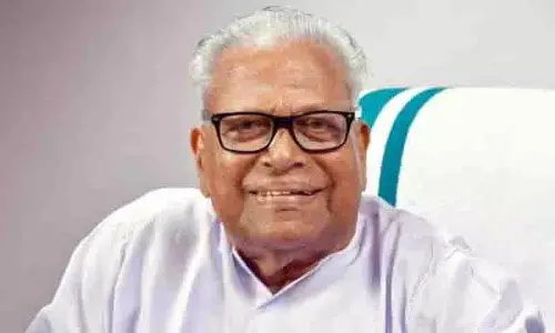 KTR, हरीश राव ने केरल के पूर्व CM वीएस अच्युतानंदन के निधन पर शोक व्यक्त किया