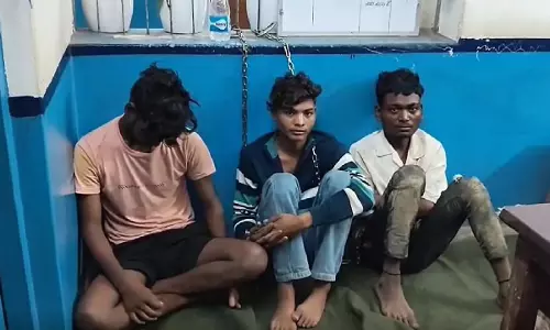 व्यापारी से मोबाइल और कैश की लूट, 3 बदमाश युवक गिरफ्तार