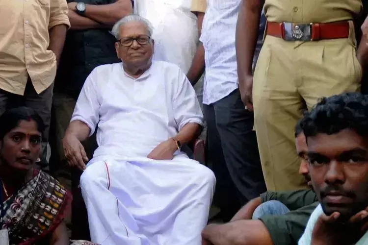 Kerala :  वी.एस. अच्युतानंदन का भू-माफिया और कॉर्पोरेट प्रदूषण फैलाने वालों के खिलाफ युद्ध
