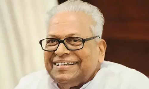 Kerala : वीएस के सम्मान में कल अलप्पुझा में अवकाश घोषित