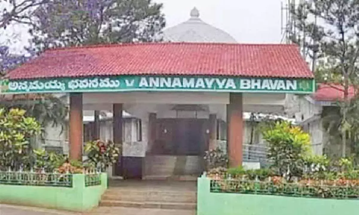 TTD दर्शन प्रतीक्षा समय को कम करने के लिए एआई उपकरणों का पता लगाएगा