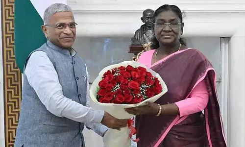 राज्यसभा के उपसभापति ने राष्ट्रपति से मुलाकात की