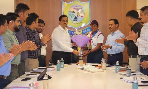 पनवेल नगर निगम ने पदक विजेता शुभांगी घुले को किया सम्मानित