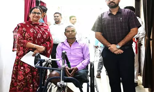 जन चौपाल में भारत ध्रुव को मिला मोटराइज्ड ट्रायसाइकिल एवं देवमति को मिला श्रम कार्ड