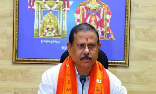 मौसमी बीमारियों को फैलने से रोकने के लिए सावधानी बरतें.. श्रीशैलम ईओ के आदेश मौसमी बीमारियों को फैलने से रोकने के लिए सावधानी बरतें.. श्रीशैलम ईओ के आदेश