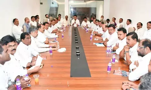 कांग्रेस का असली रवैया पिछड़े वर्गों को धोखा देना है: बीआरएस पार्टी
